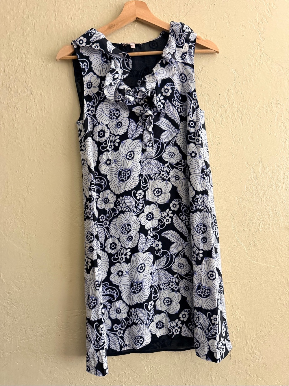 Black & White With Purple Floral Ruffle Neck Sleeveless Dress